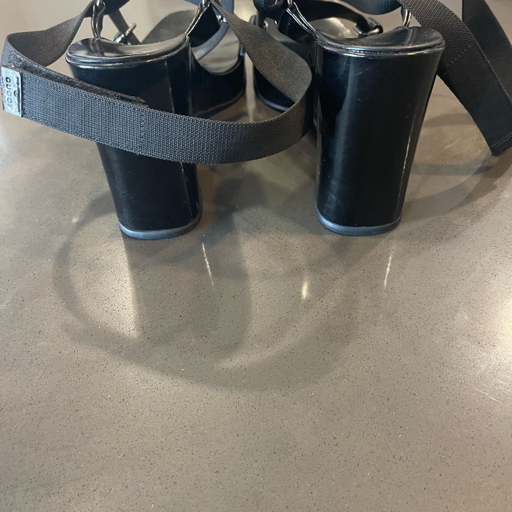 Authentic Vintage Gucci Wedge heel sandals. Great for summer outing.